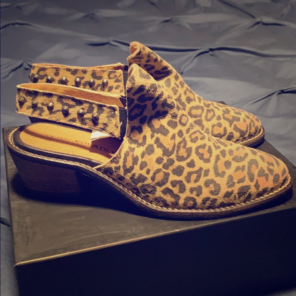 Very Volatile booties. New leopard leather! Size 8